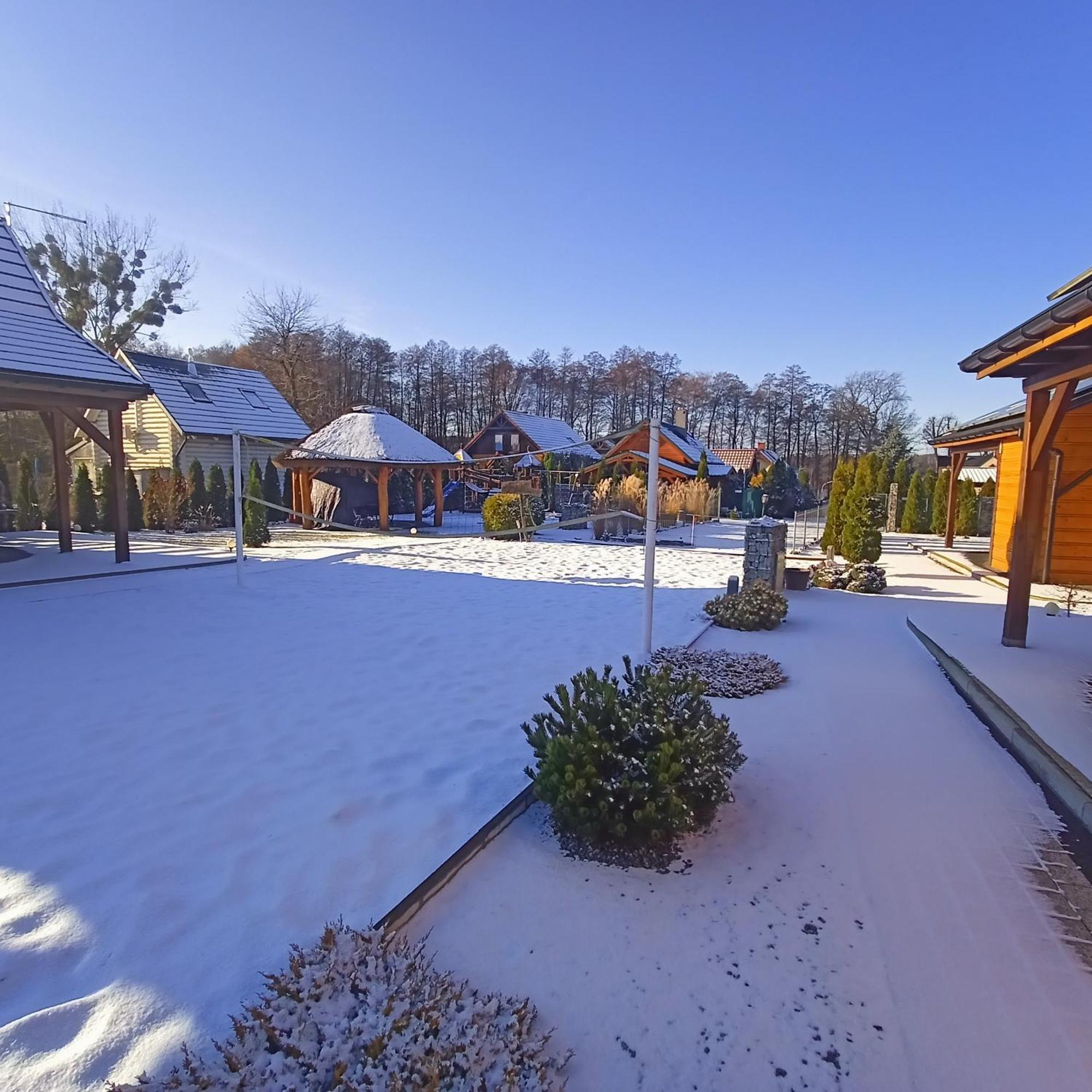 Bacowki Nad Jeziorem Goszcza Lubrza  Exterior photo